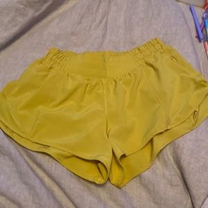 Lululemon Hotty hot shorts